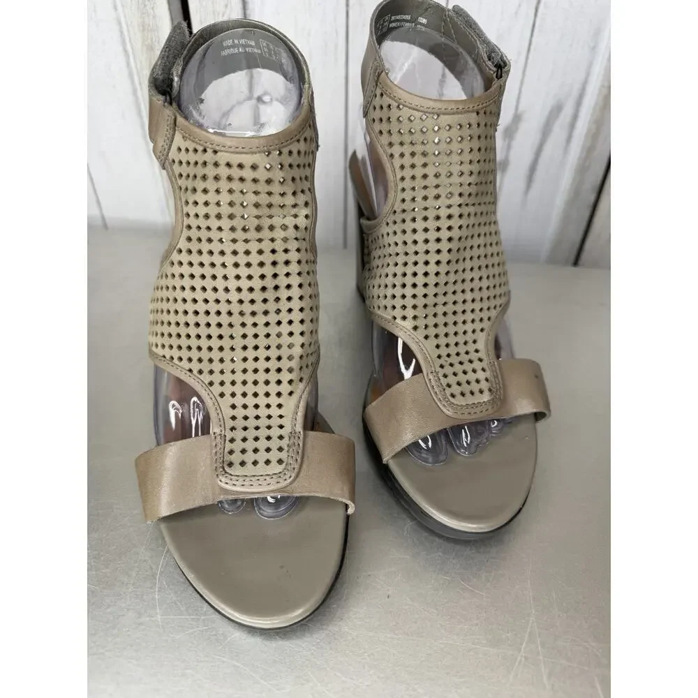 Clarks Pastina Lima Olive Green Leather Ankle Strap Heels Size 8